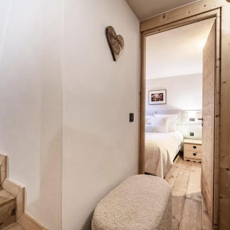 MeribelRegarsHome - Two-Bedroom Apartment - 5