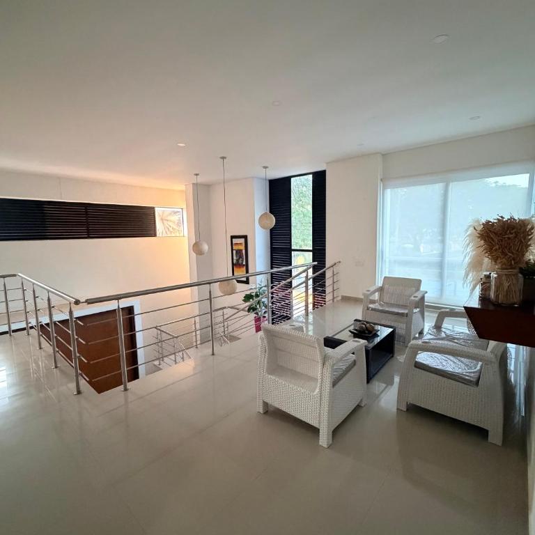 Casa campestre condominio Lagos del peñón - Casa de 5 dormitorios - 2