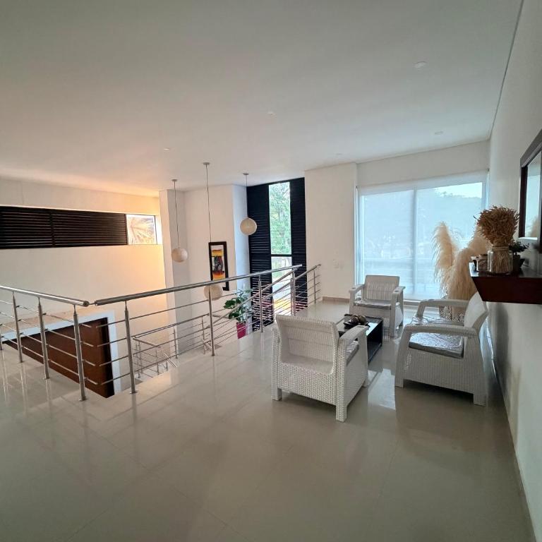 Casa campestre condominio Lagos del peñón - Casa de 5 dormitorios - 3
