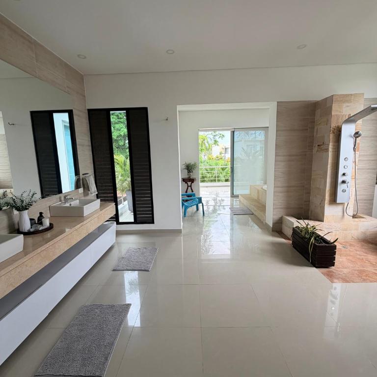 Casa campestre condominio Lagos del peñón - Casa de 5 dormitorios - 17