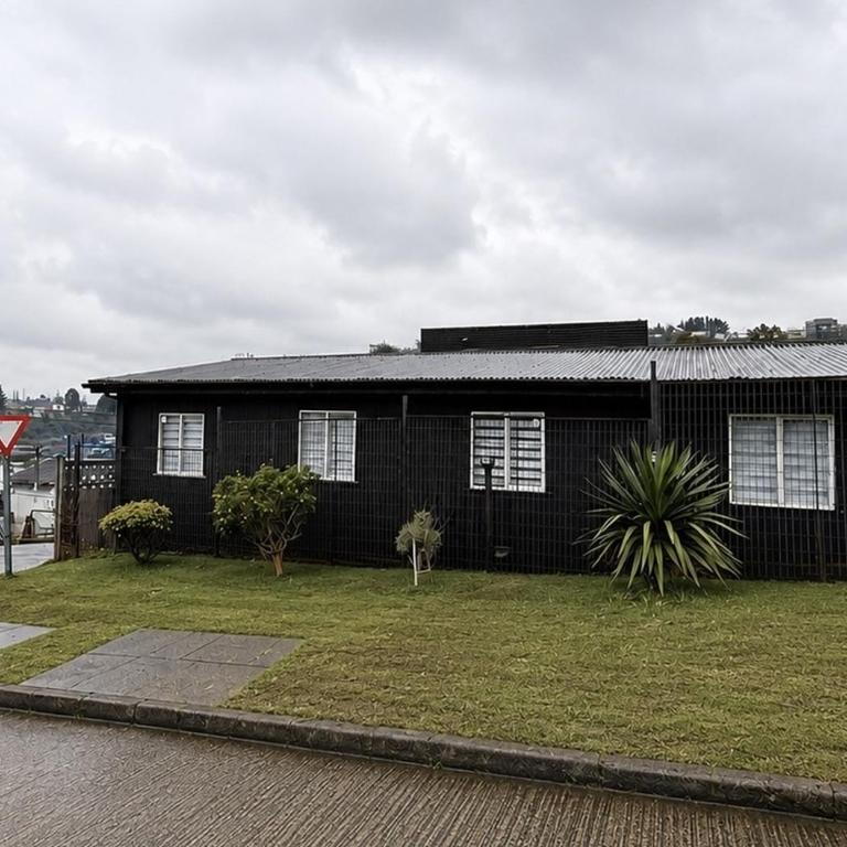 Black House - Three-Bedroom Apartment - 1