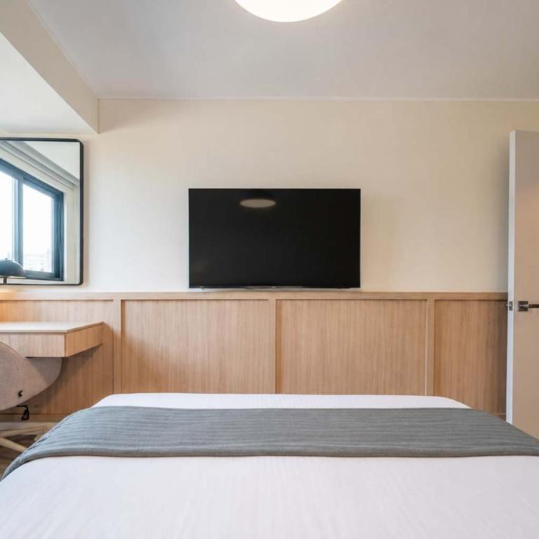 San Isidro Executive: 2 Escritorios + AC + Balcón - Apartamento - 16