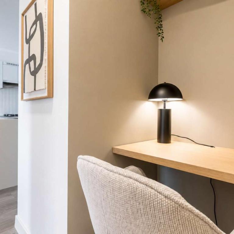 San Isidro Executive: 2 Escritorios + AC + Balcón - Apartamento - 25