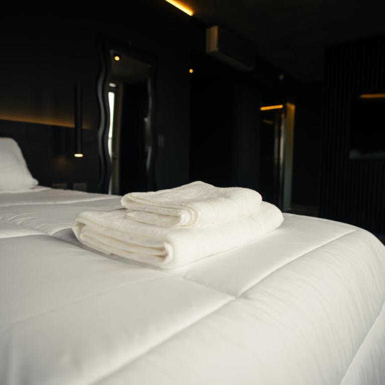 Anything Rooms - Studio with Terrace - 10