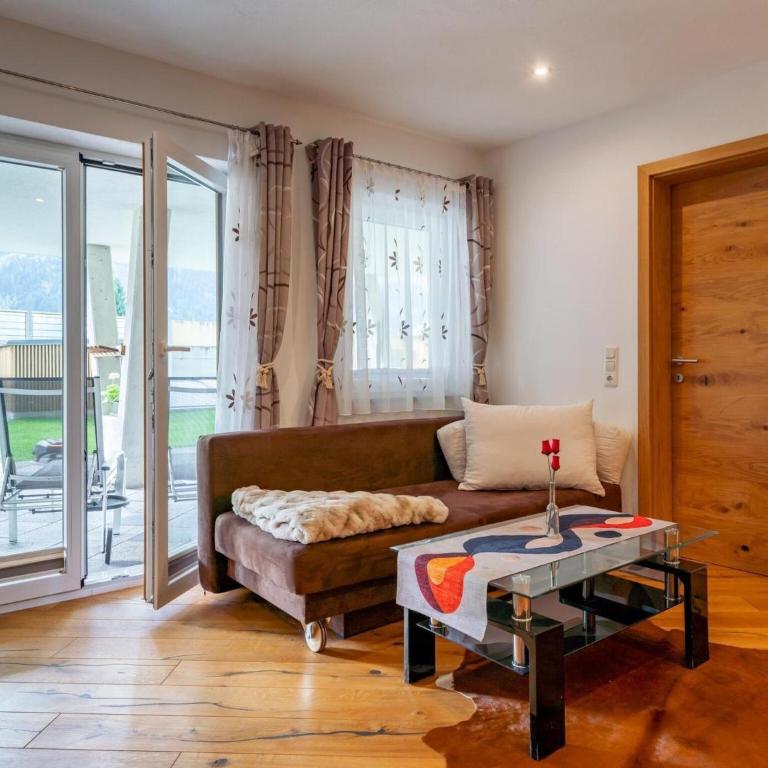 Chalet in Stuhlfelden near Ski Slopes - Four-Bedroom Vacation Home - 20