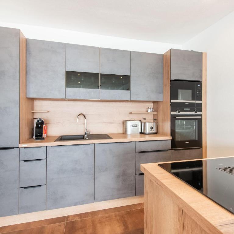 Chalet in Stuhlfelden near Ski Slopes - Four-Bedroom Vacation Home - 33