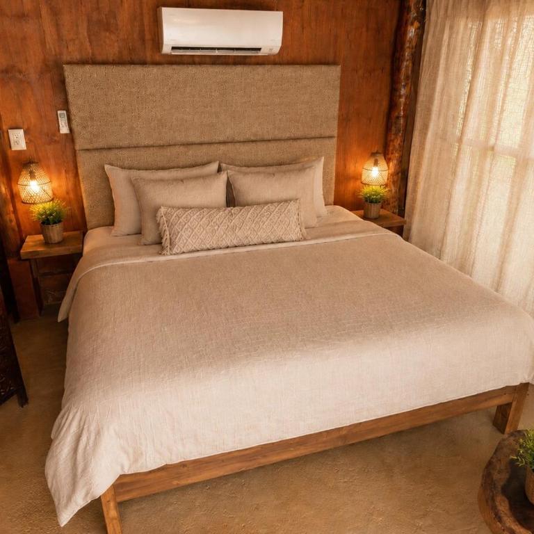 Casa Holistica Beach Club Included & Breakfast - Two-Bedroom House - 6