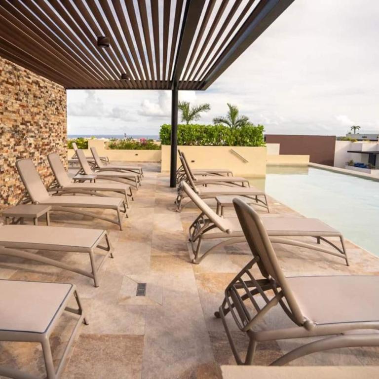 Syrena Luxury Downtown Studios - Apartment with Balcony - 13