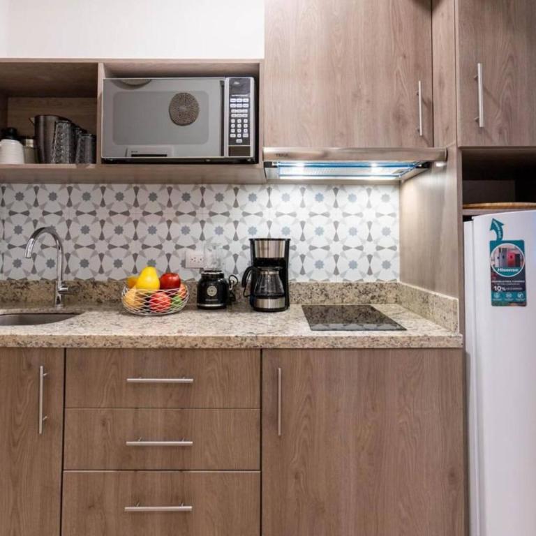 Syrena Luxury Downtown Studios - Apartment with Balcony - 15