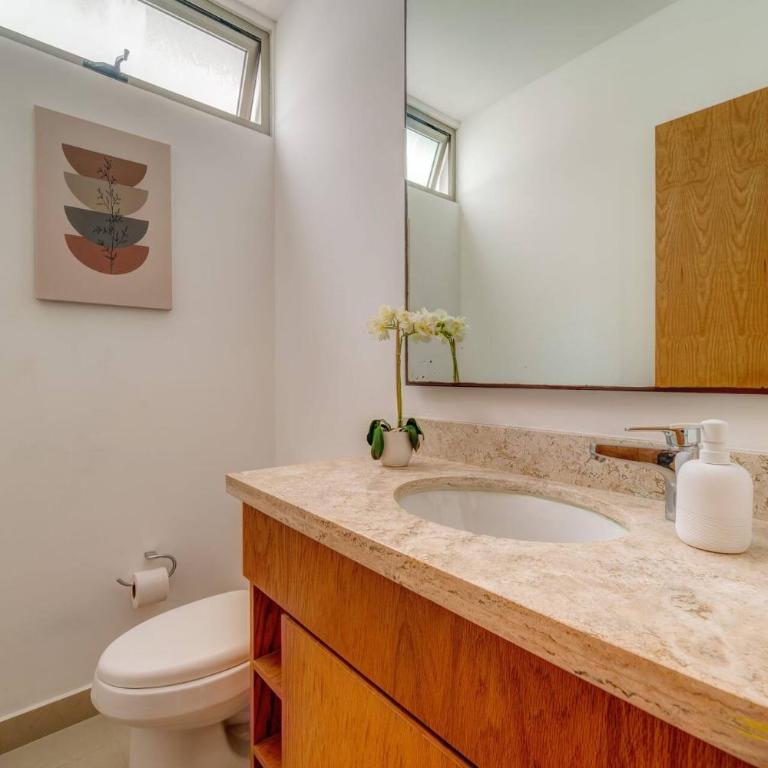 Coastal Oasis W Spa Tub Near Beach & 5Th Ave - Appartement 2 Chambres avec Balcon - 20