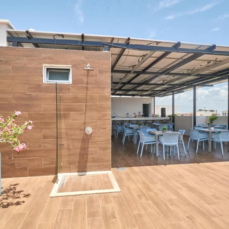 2Br W Dual Pools, Near Beach & 5Th Ave - Apartment mit 2 Schlafzimmern und Balkon - 25