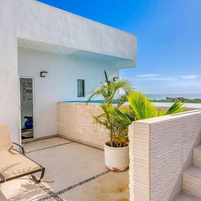Ocean-View Studio W Gym, Pool & Balcony - Apartamento con balcón - 23