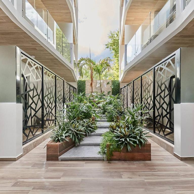 Coastal Studio W Rooftop Pool, Gym Near Beach - Apartamento de 1 dormitorio con vistas a la ciudad - 19