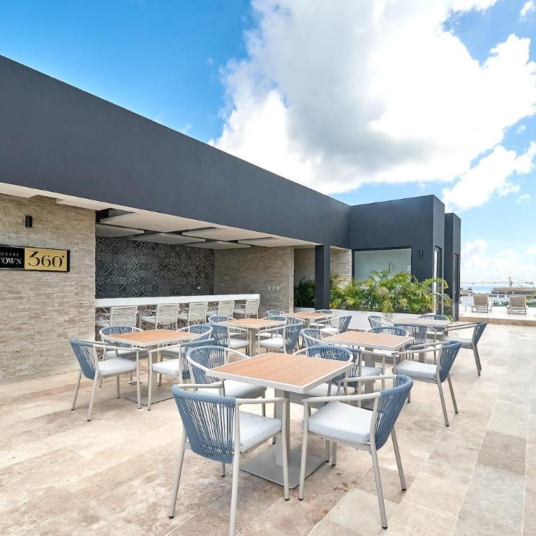 Coastal Studio W Rooftop Pool, Gym Near Beach - Apartamento de 1 dormitorio con vistas a la ciudad - 26