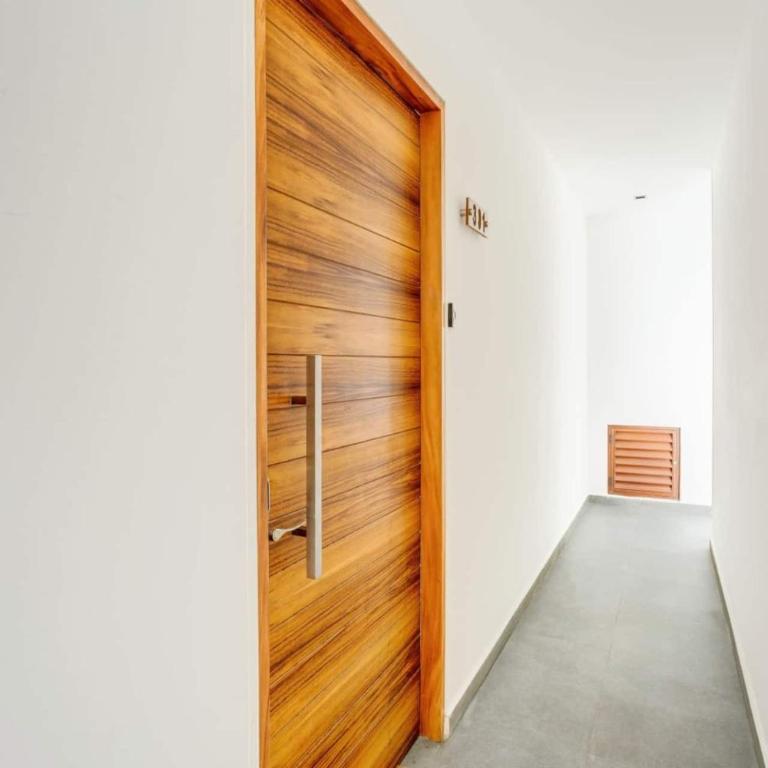 Oceanview Condo W Rooftop Plunge Pool - Two-Bedroom Apartment with Balcony - 30