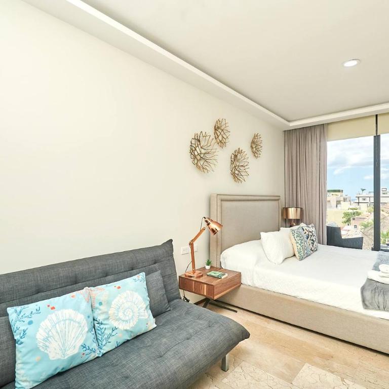 2 Bdrm Ocean View Private Pool Heart Of Town - Apartment mit 2 Schlafzimmern und Balkon - 16