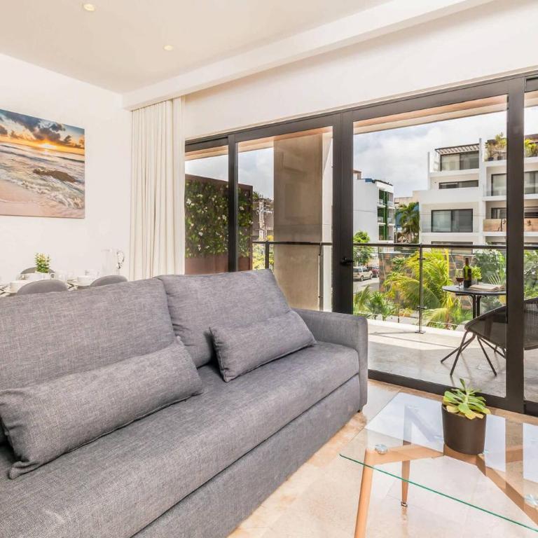 1Br Condo W Pool & Gym - Apartment mit 1 Schlafzimmer und Balkon - 2