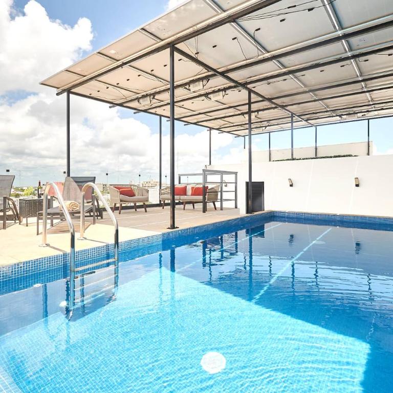 2 Bdrm Ocean View Private Pool Heart Of Town - Apartment mit 2 Schlafzimmern und Balkon - 39