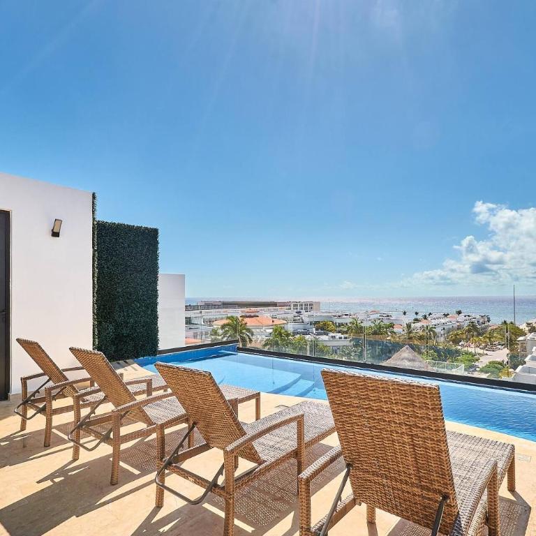 2 Bdrm Ocean View Private Pool Heart Of Town - Apartment mit 2 Schlafzimmern und Balkon - 48