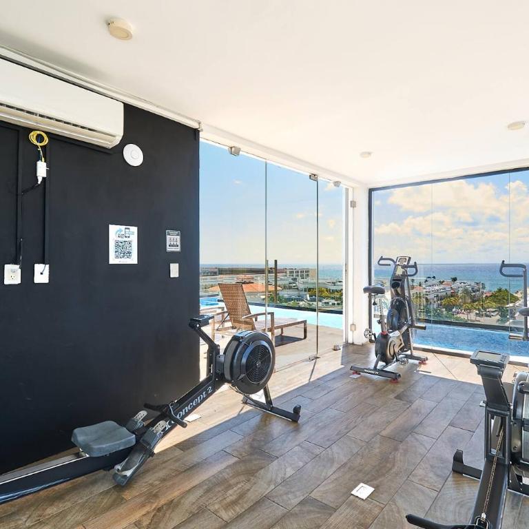 2 Bdrm Ocean View Private Pool Heart Of Town - Apartment mit 2 Schlafzimmern und Balkon - 50