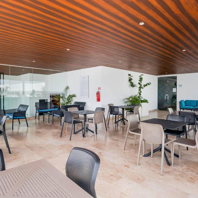 1Br Condo W Pool & Gym - Apartment mit 1 Schlafzimmer und Balkon - 22