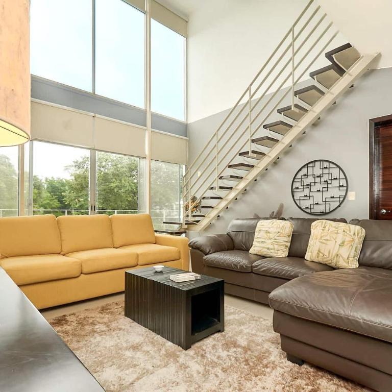 3Br Condo W Pool & Bbq Grill - One-Bedroom Apartment with Garden View - 2