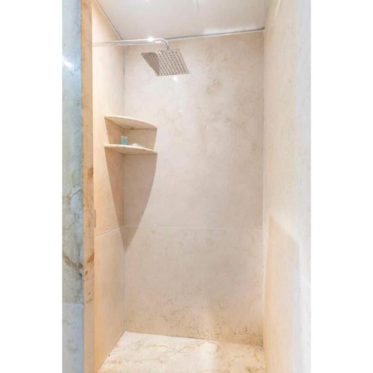 Magia Beach Side Condos - Appartement 2 Chambres avec Balcon - 17