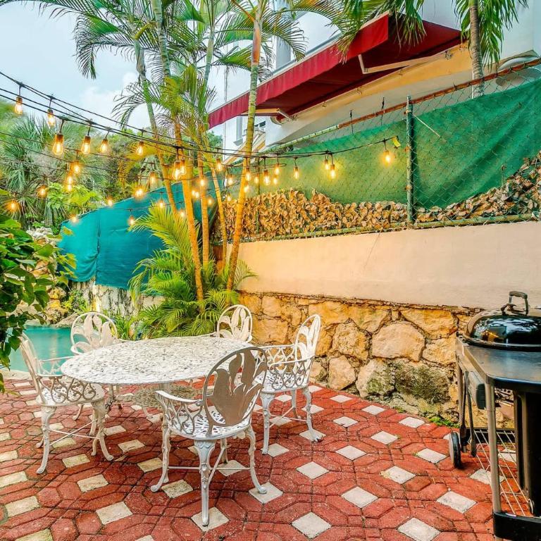 6Br Villa W Pool, Bbq & Backyard - Appartement avec Balcon - 19