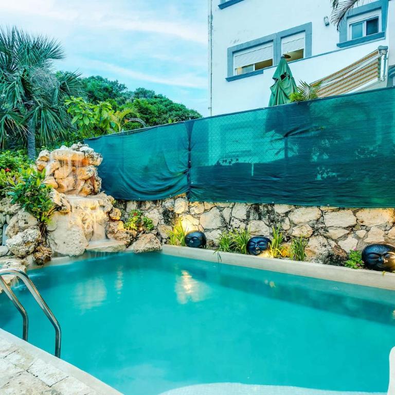 6Br Villa W Pool, Bbq & Backyard - Appartement avec Balcon - 53