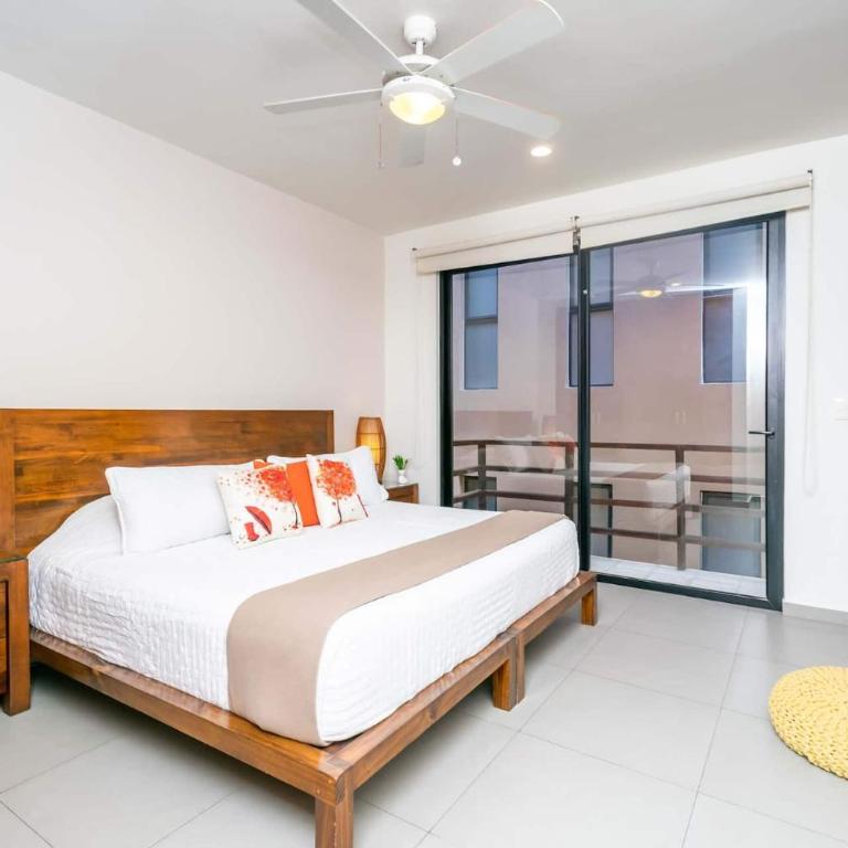Quiet Condo W Rooftop Pool, Backyard & Parking - Appartement 2 Chambres avec Balcon - 4