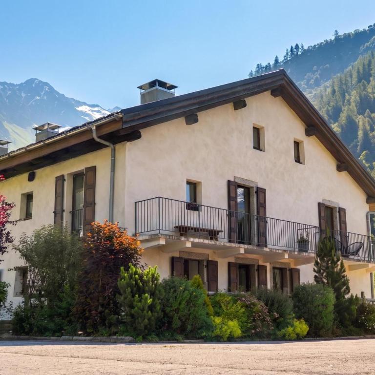 Apt Arsene2 Mont Blanc view for 5 next to ski - Happy Rentals - Apartment mit Balkon - 2