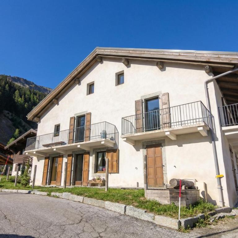Apt Arsene2 Mont Blanc view for 5 next to ski - Happy Rentals - Apartment mit Balkon - 17