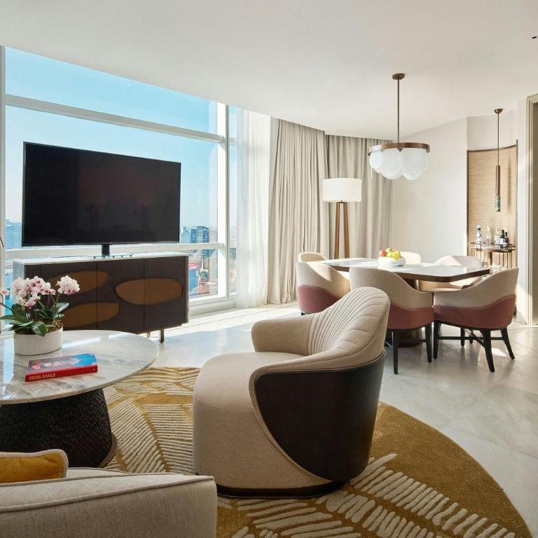 The St. Regis Mexico City - Suite de lujo con servicio de mayordomo - 1 cama extragrande - 5