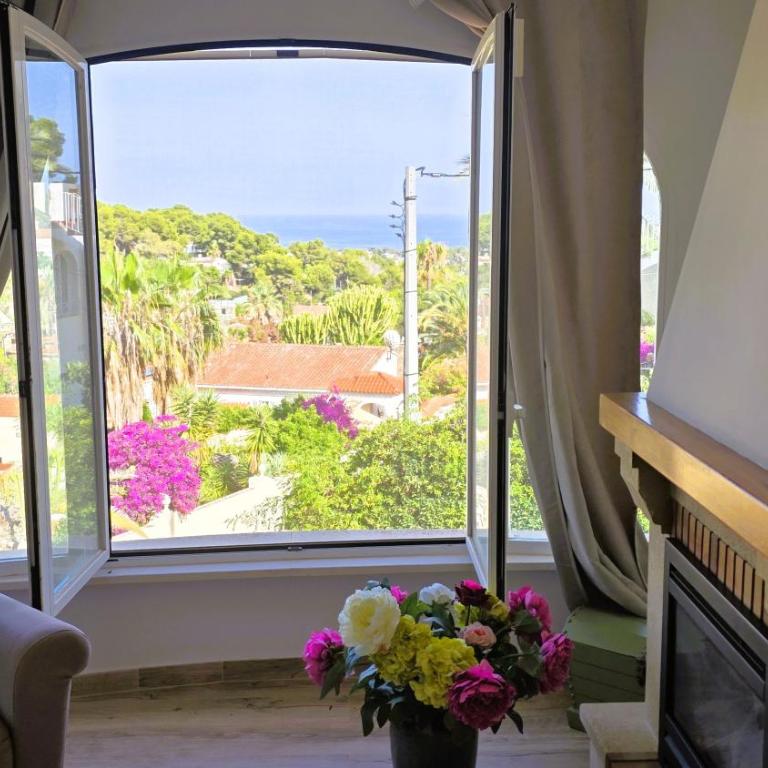 Villa SOFIA - Costa Blanca - Three-Bedroom Villa - 12