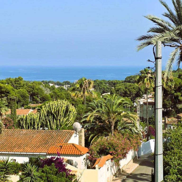 Villa SOFIA - Costa Blanca - Three-Bedroom Villa - 2
