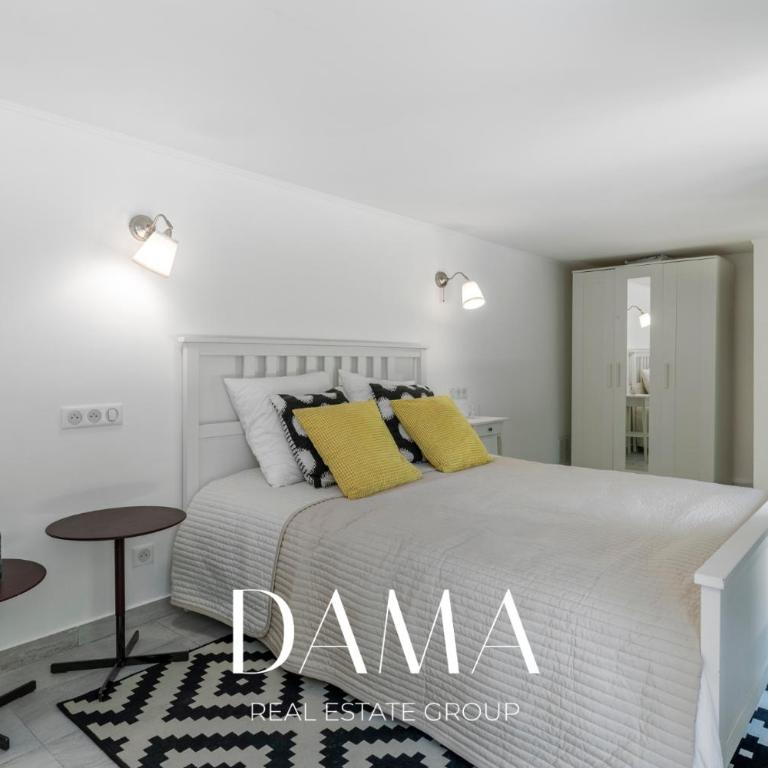 Modern villa with pool, garden, 4 bedrooms - Villa - 27