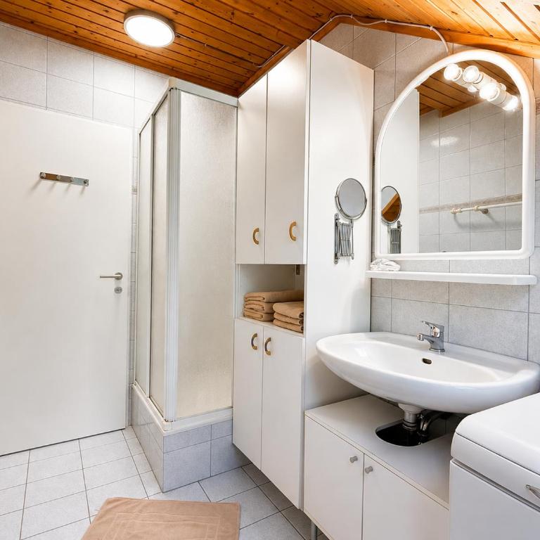 Villa Ganzstein Appartements - Apartment mit 3 Schlafzimmern - 5
