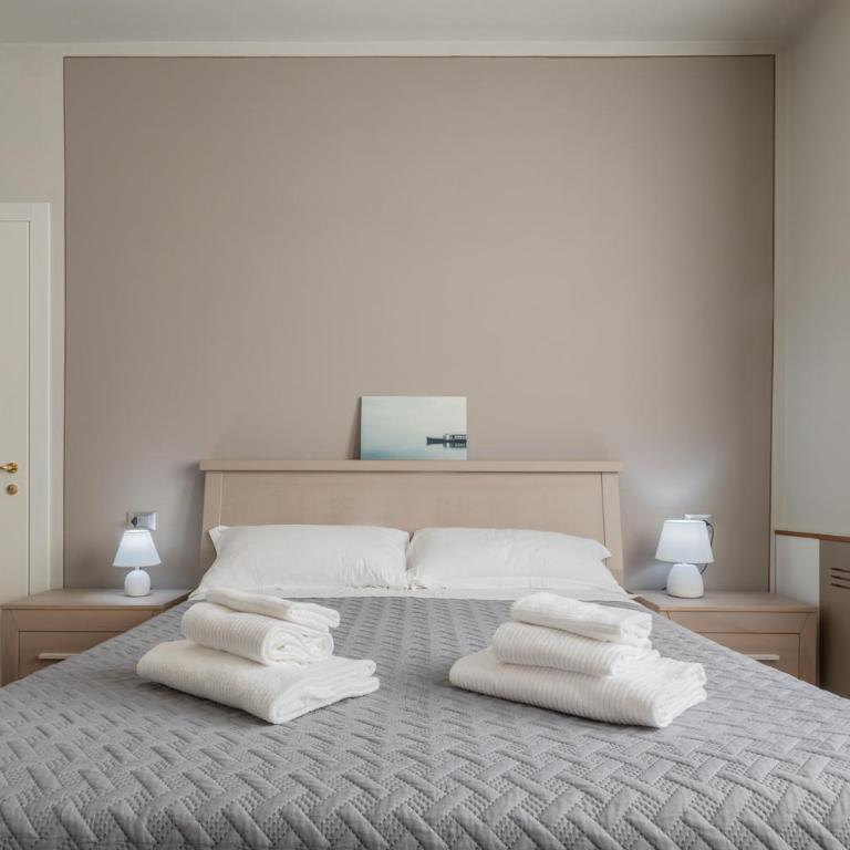 Villa Prince in Lake Garda - Garden, Pool & Relax - Appartamento Deluxe con 1 Camera da Letto e Vista Giardino - 22
