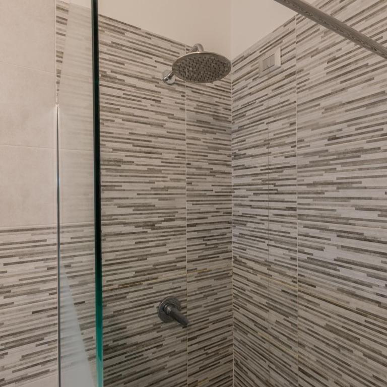 Villa Prince in Lake Garda - Garden, Pool & Relax - Appartamento Deluxe con 1 Camera da Letto e Vista Giardino - 11