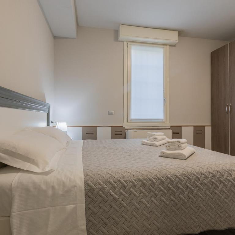 Villa Prince in Lake Garda - Garden, Pool & Relax - Appartamento Deluxe con 2 Camere da Letto e Vista Giardino - 18