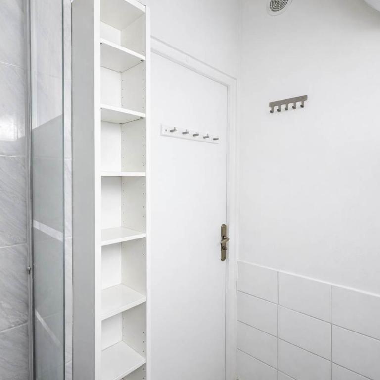 Jolie studio 25m2 bien equipe 2P - Paris 20 - Studio - 8