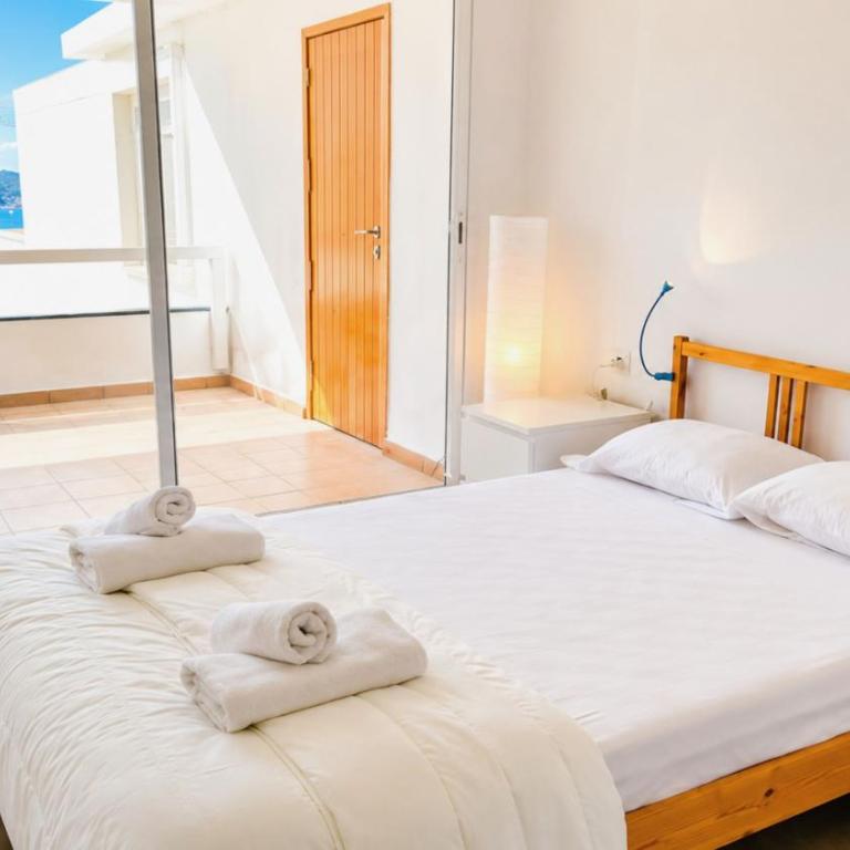 Mediterranean Getaway - Private Beach & Sea Views - Apartamento de 2 dormitorios con terraza y vistas al mar - 2