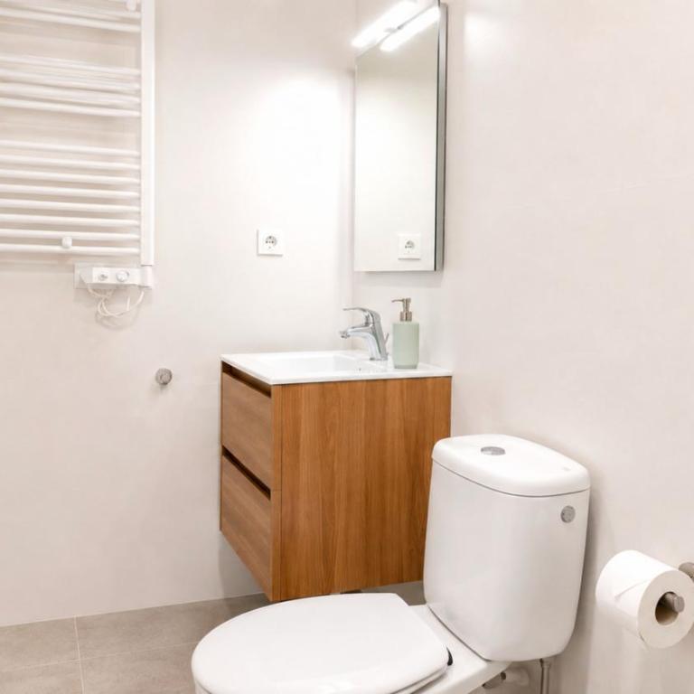 Mediterranean Getaway - Private Beach & Sea Views - Apartamento de 2 dormitorios con terraza y vistas al mar - 9