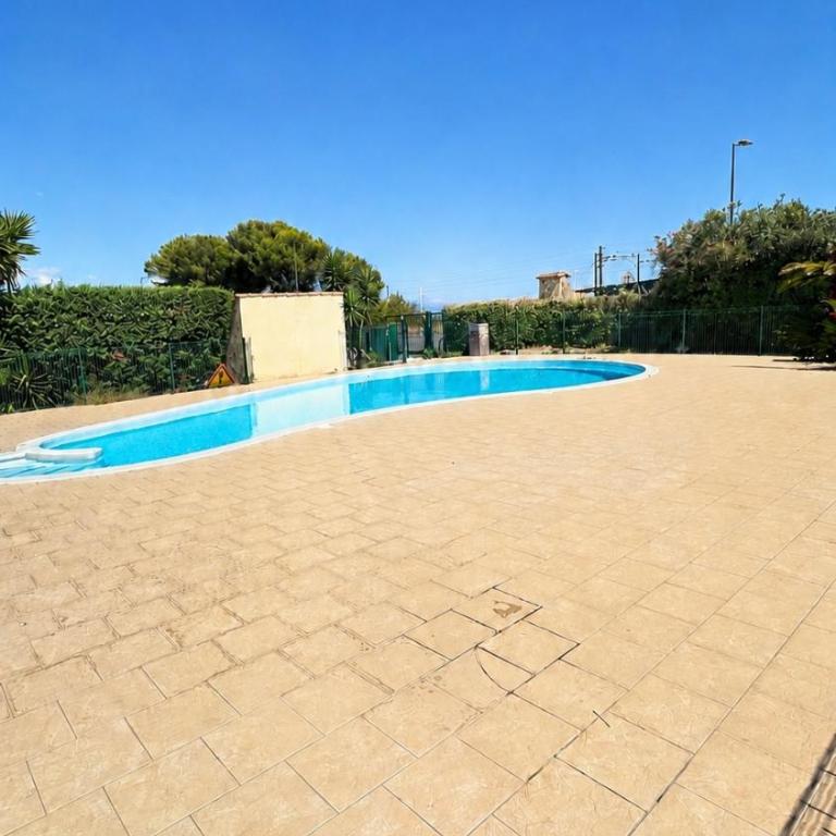 L'Horizon d'azur - Vue mer - Piscine - Parking - Appartement 2 Chambres - 7