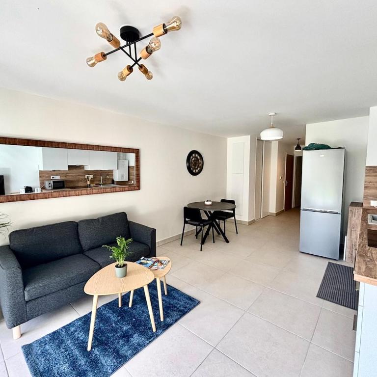 Appart au Grand Port Terrasse, Jardin Privé et Garage inclus - Appartement 1 Chambre - 4