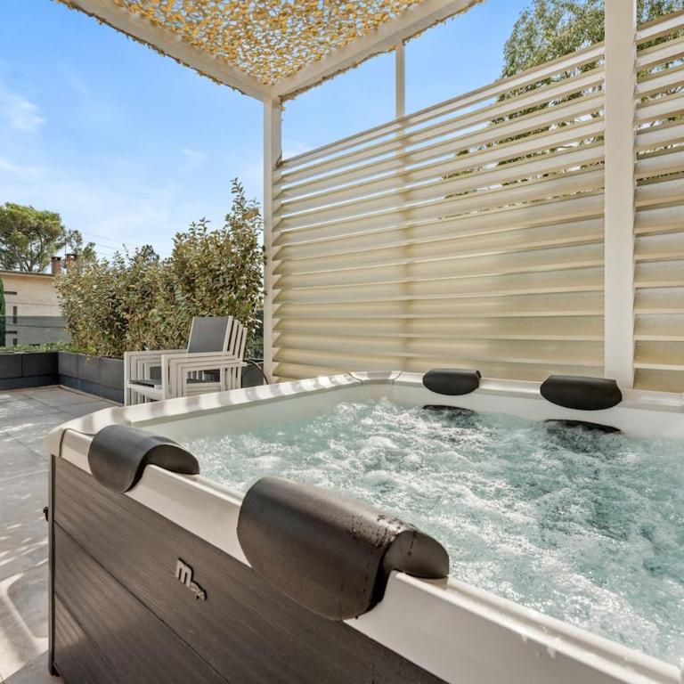 Luxury 3-bedroom apartment, air-conditioned, with spa - Appartement - 32