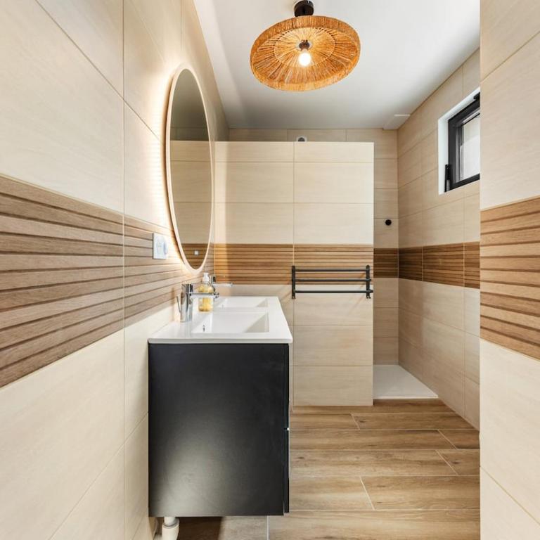 Luxury 3-bedroom apartment, air-conditioned, with spa - Appartement - 44