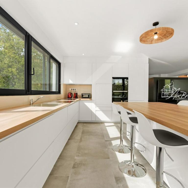 Luxury 3-bedroom apartment, air-conditioned, with spa - Appartement - 48