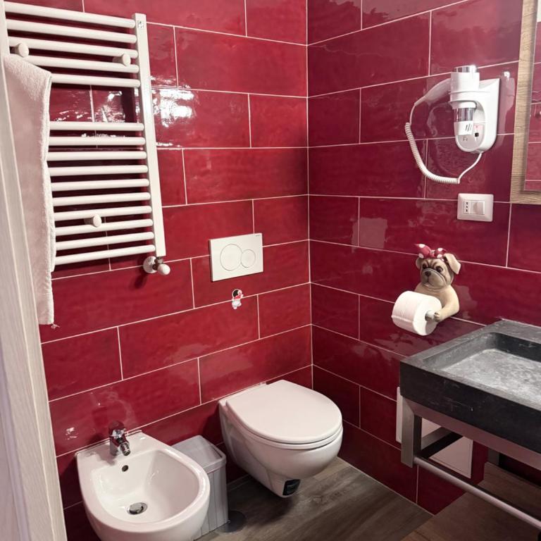 Iris Guest House - Dreibettzimmer mit eigenem Bad - 24