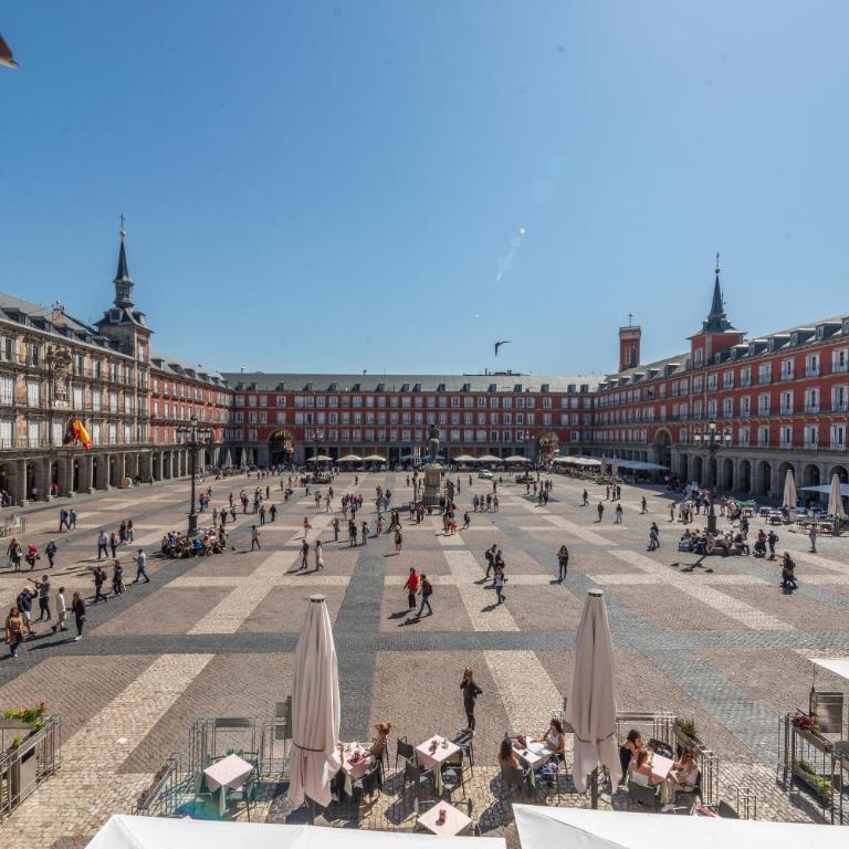 PLAZA MAYOR by MONARO***** - Apartment mit Balkon - 1